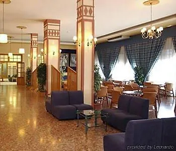 Kross Nuestra Senora De La Victoria Hotel